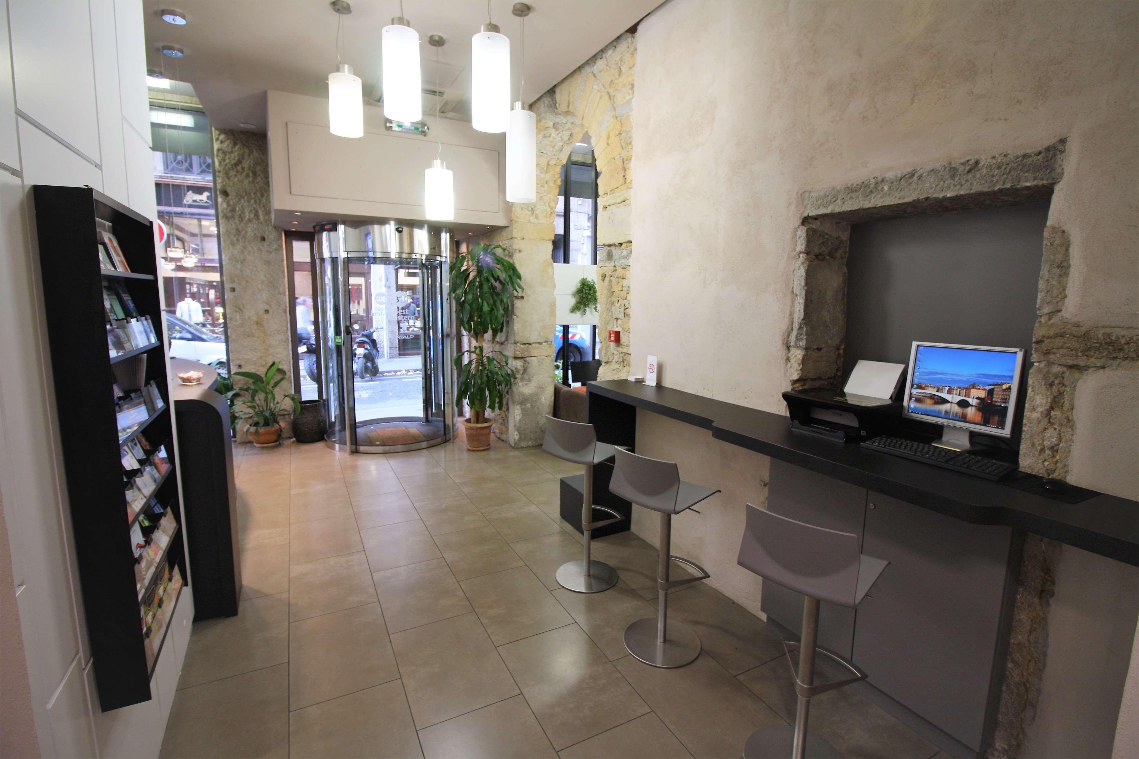 Best Western Lyon Saint-Antoine Exteriér fotografie